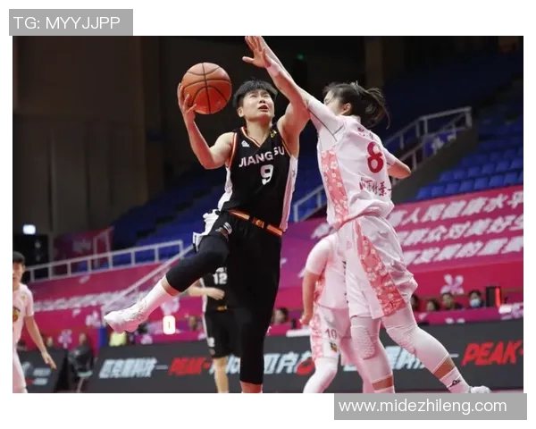 上海羽毛球队在锦标赛积分榜上以89分稳居第一名展现强劲实力